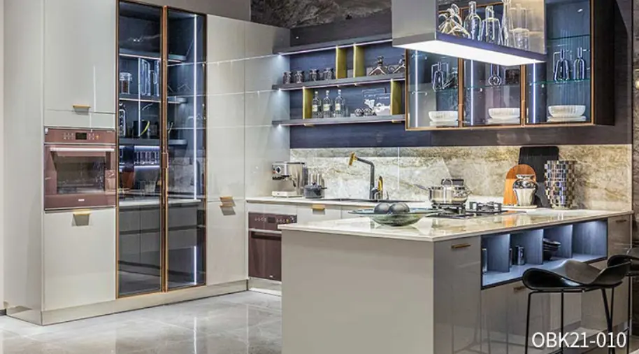 Glossy Kitchen Cabinets in Lacquer Finish OBK21-010